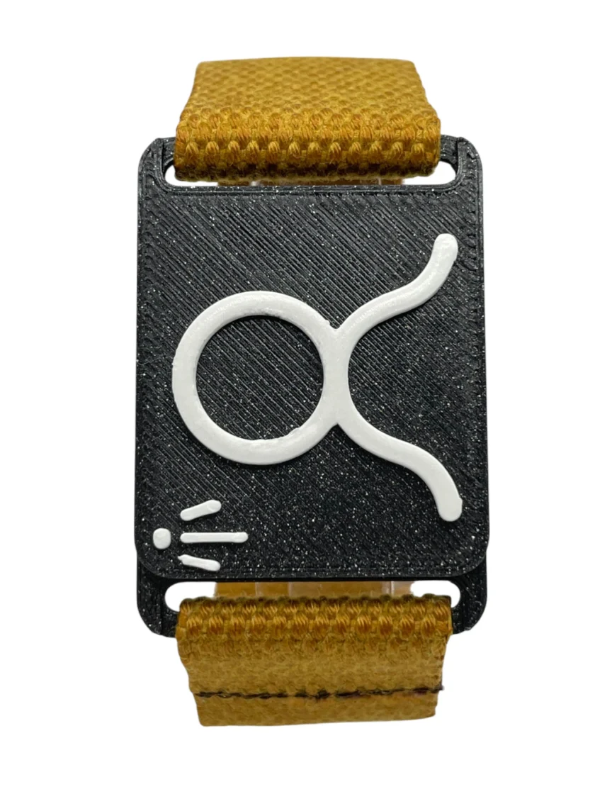 Bracelet réglable captivant SanClic - thème zodiaque TAUREAU made in France, en sangle certifiée Oeko-Tex avec fermeture en PETG et aimant intégré, pour un cadeau original.